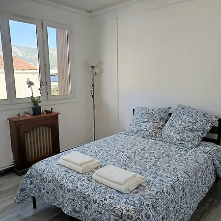 Grand Jolie T3, Balcon, Lumineux Et Cosy à * Toulon