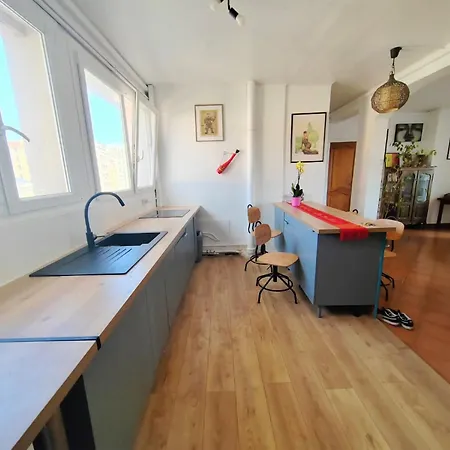 Apartamento Grand Jolie T3, Balcon, Lumineux Et Cosy à Toulon