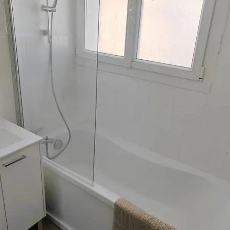 Grand Jolie T3, Balcon, Lumineux Et Cosy à Apartamento *